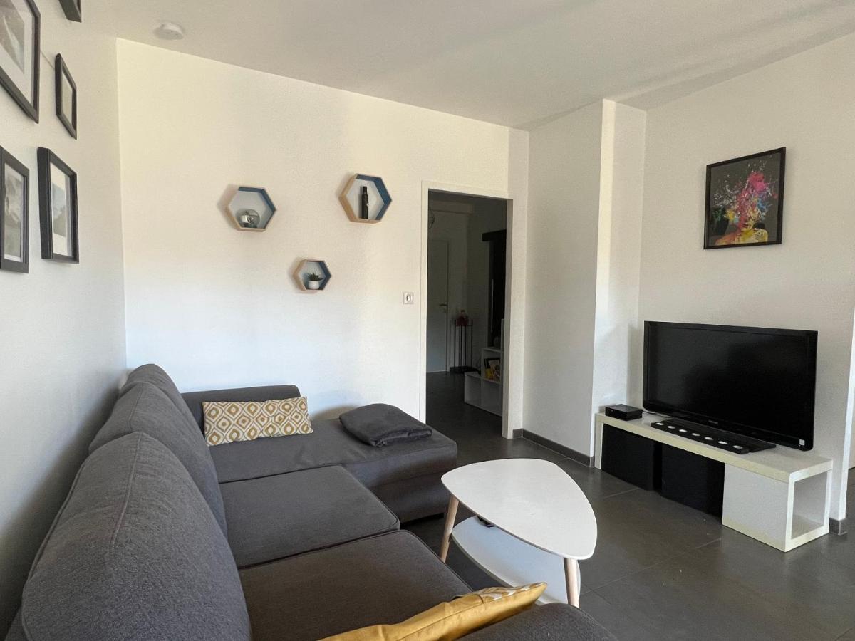 Superbe Appartement Centre Ville ニーム エクステリア 写真